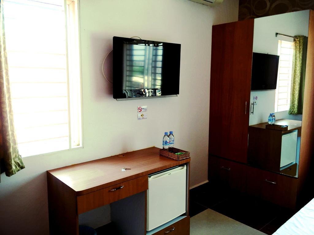 Soben Sensok Guesthouse بنوم بنه المظهر الخارجي الصورة