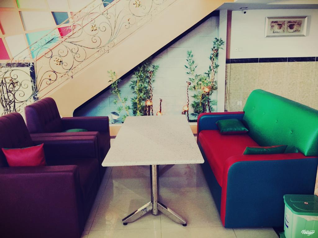 Soben Sensok Guesthouse بنوم بنه المظهر الخارجي الصورة